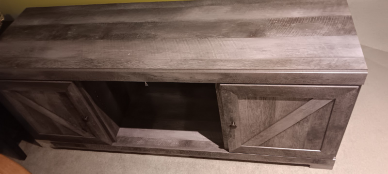 63" TV Stand W440-68